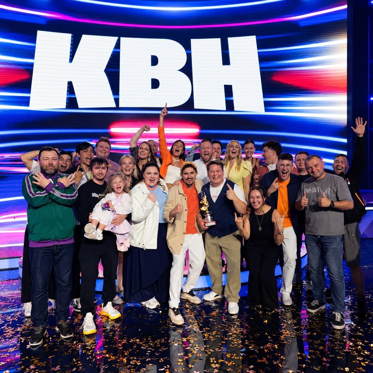 Победу команды КВН «Каракуз» на «Голосящем КиВиНе» покажут на Первом канале