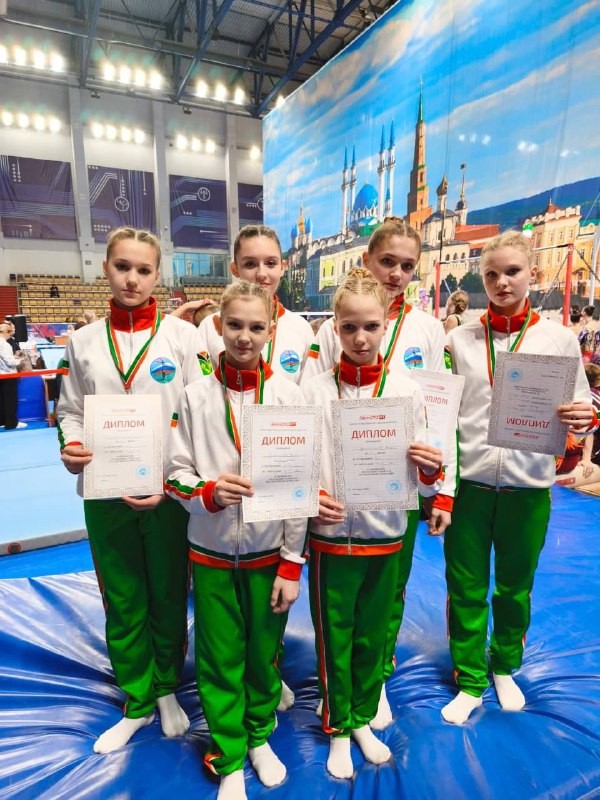 Лениногорские акробаты завоевали медали на чемпионате и первенстве Татарстана в Казани