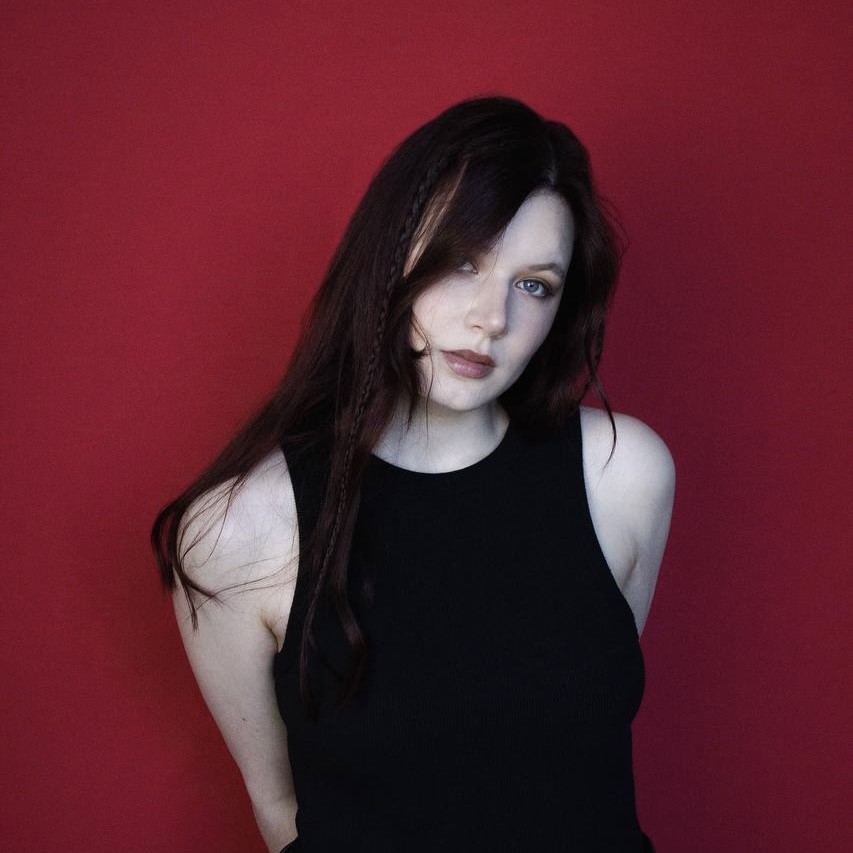 Хрупкая — новое имя в Каракуз Лейбле