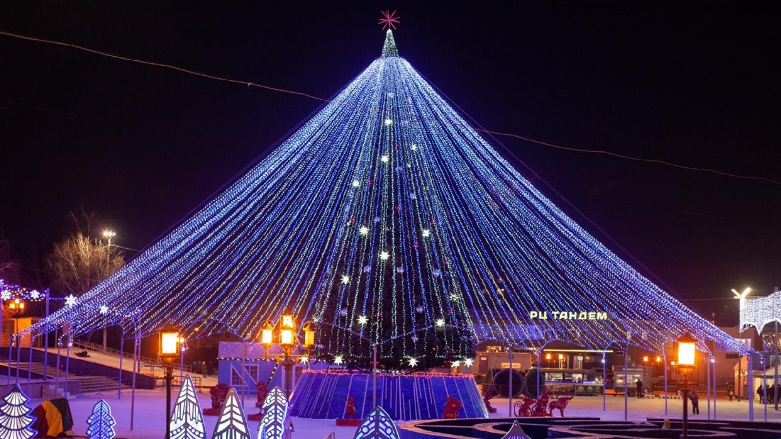 Жители Альметьевска смогут встретиться с Дедом Морозом и пройти новогодний квест